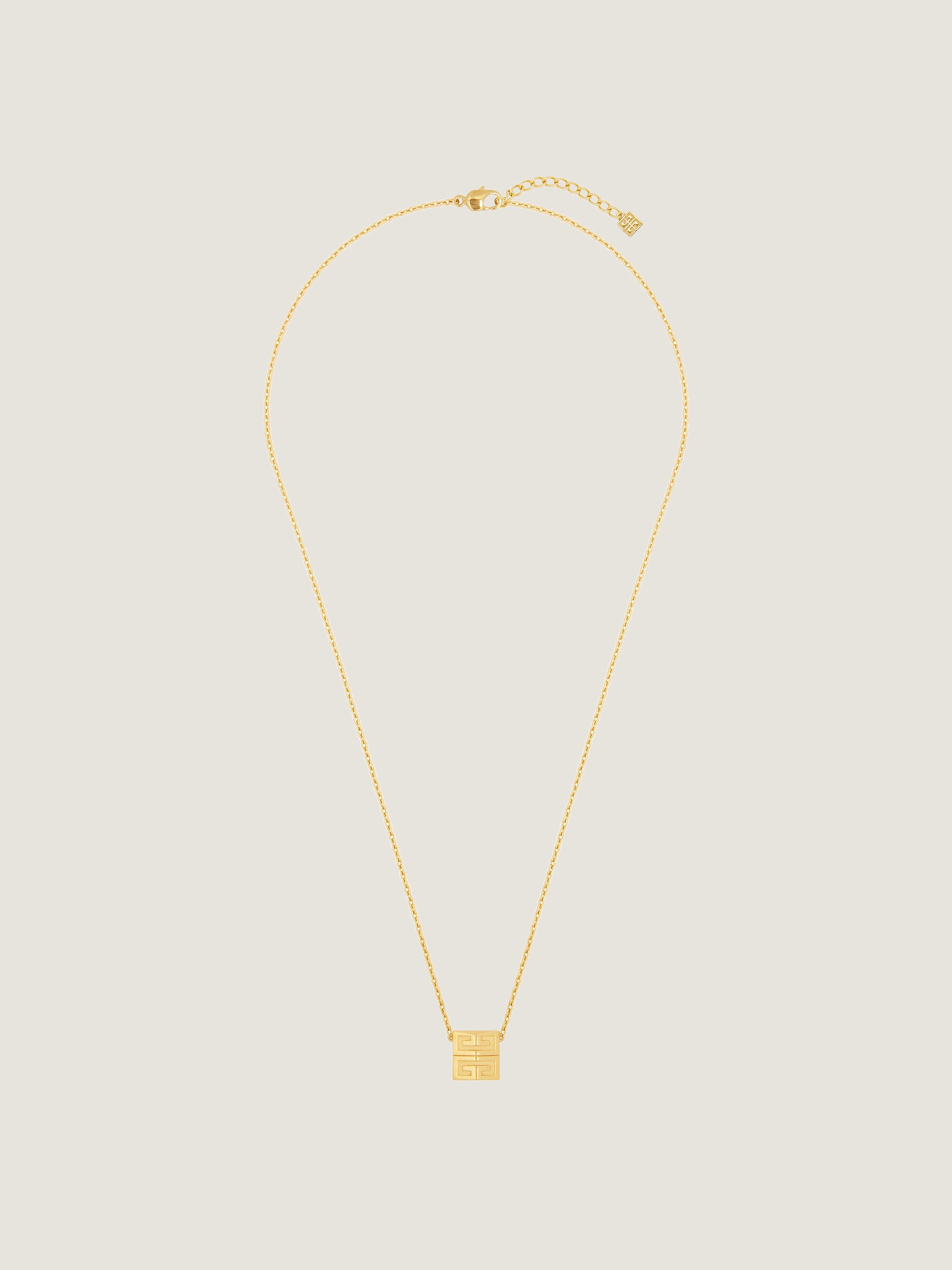 4G necklace in metal